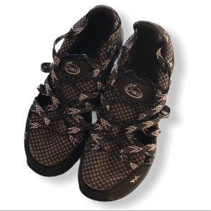 Chaco Women’s Hiking Trek Shoes Outcross EVO Black w/ Box | Worn 2x | Size 8
